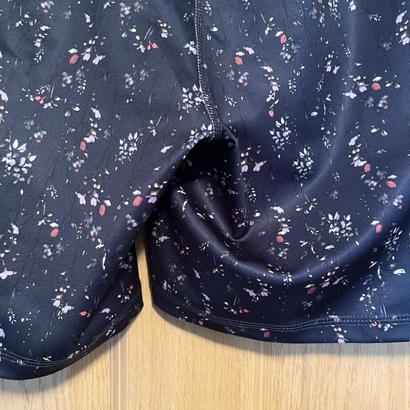 Woman’s FLX Ascent Bike Shorts - Picture 5 of 10